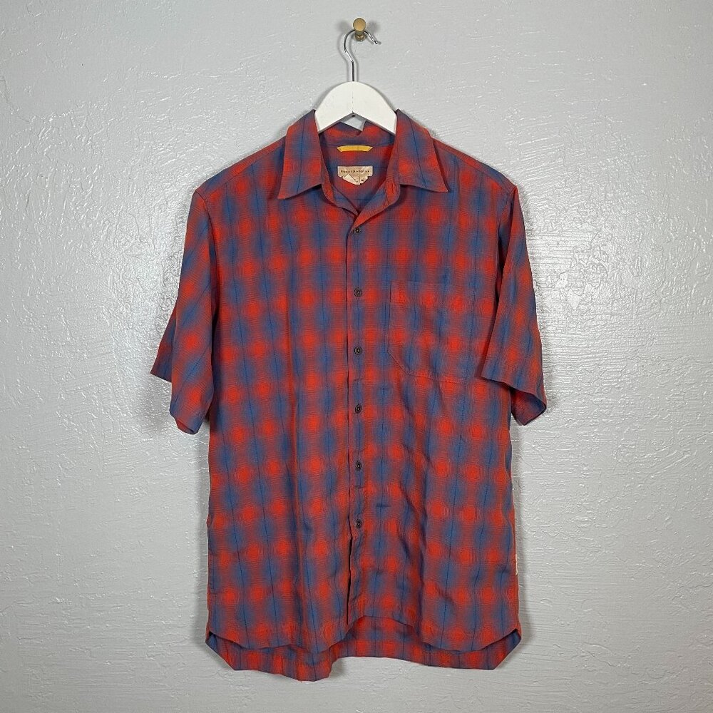 Royal Robbins Men M Blue Red Plaid Shirt Button Front Short Sleeve Gorpcore